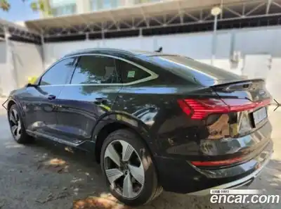 Audi e-tron 2022 0.2 гидро в Москве № 2131400, миниатюра 4