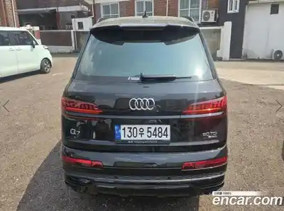 Audi Q7 2023 3.0 гидро в Москве № 2131403, миниатюра 3