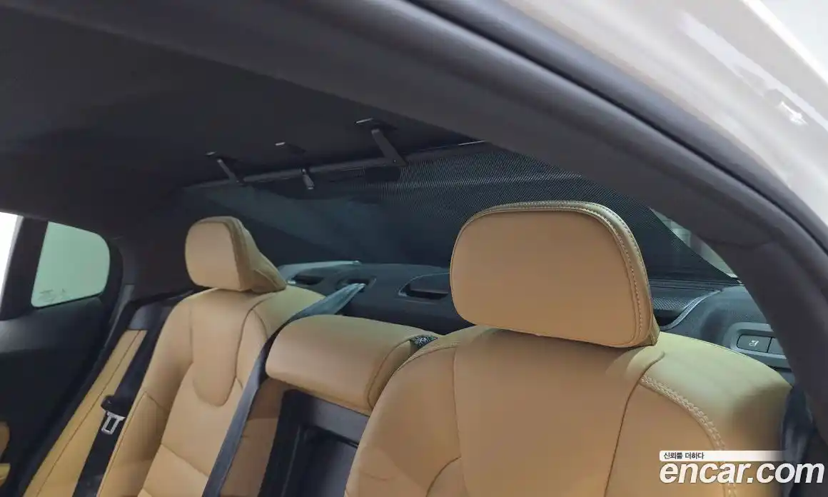 Volvo S60 2021 2.0 гидро в Москве, фото 24