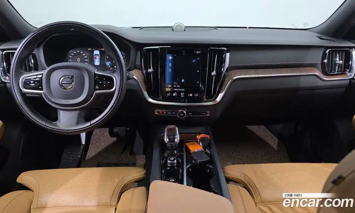 Volvo S60 2021 2.0 гидро в Москве, фото 27