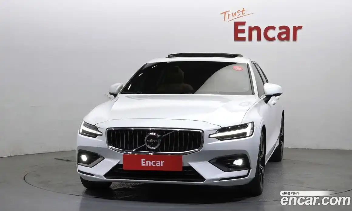 Volvo S60 2021 2.0 гидро в Москве, фото 3