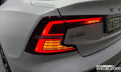 Volvo S60 2021 2.0 гидро в Москве, миниатюра 9