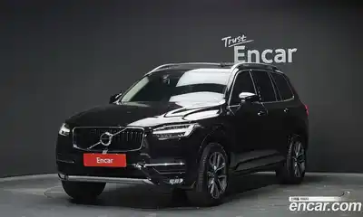 Volvo XC90 D5 Momentum