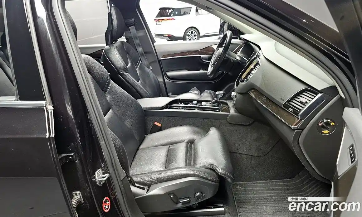 Volvo XC90 2017 2.0 гидро в Москве, фото 13