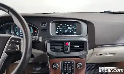 Volvo V40 2016 2.0 гидро в Москве, миниатюра 12