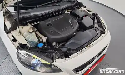 Volvo V40 2016 2.0 гидро в Москве, миниатюра 6