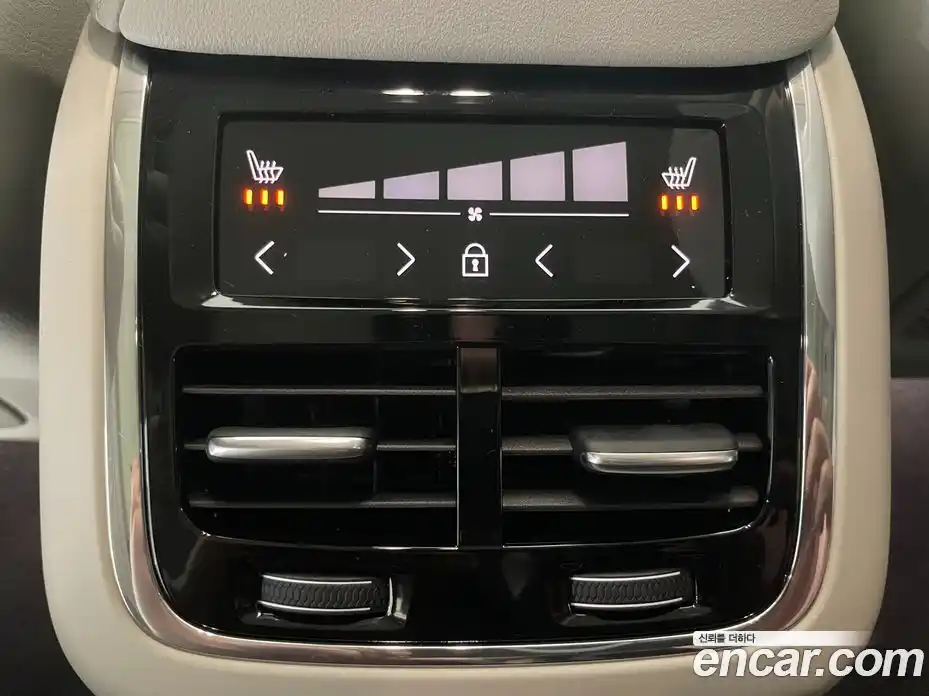 Volvo XC60 2025 2.0 гидро в Москве № 2131598, фото 17