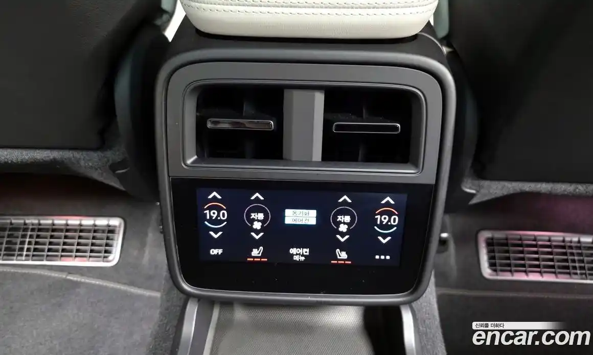Porsche Taycan 2021 0.1 гидро в Москве, фото 29