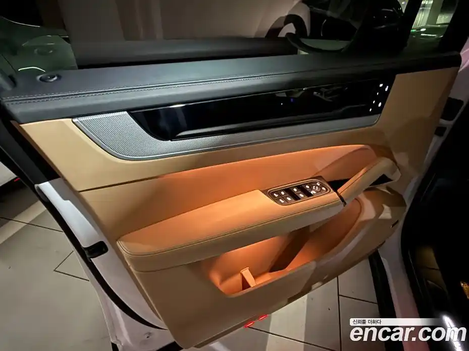 Porsche Cayenne 2023 3.0 гидро в Москве № 2131784, фото 9