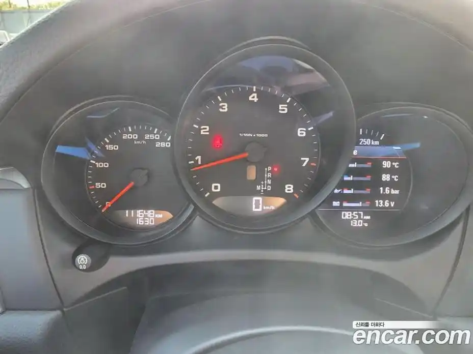 Porsche Macan 2018 2.0 гидро в Москве № 2131814, фото 6