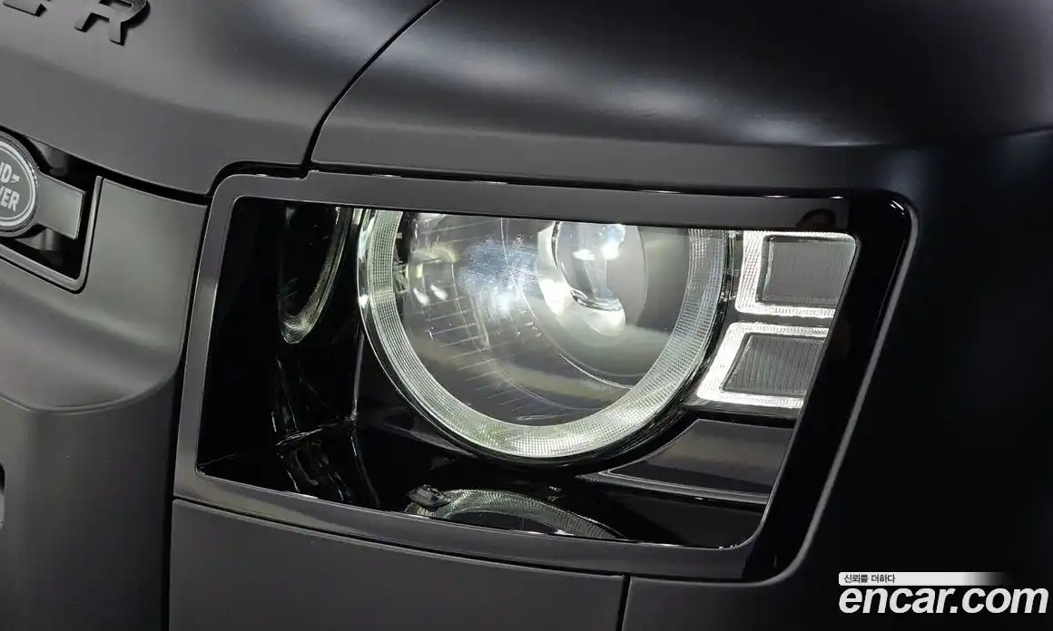 Land Rover Defender 2022 3.0 гидро в Москве № 2131838, фото 8