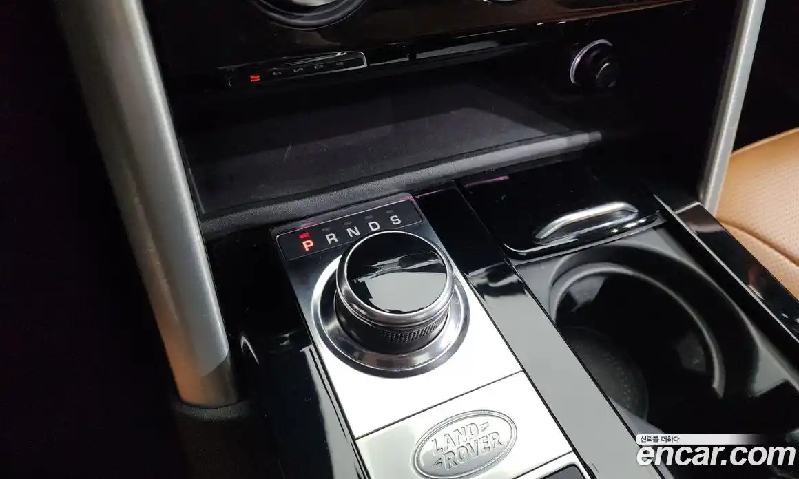 Land Rover Discovery 2019 3.0 гидро в Москве № 2131857, фото 9
