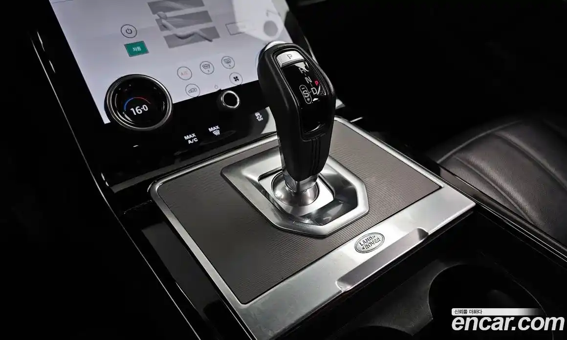 Land Rover Range-Rover Evoque 2019 2.0 гидро в Москве № 2131863, фото 12