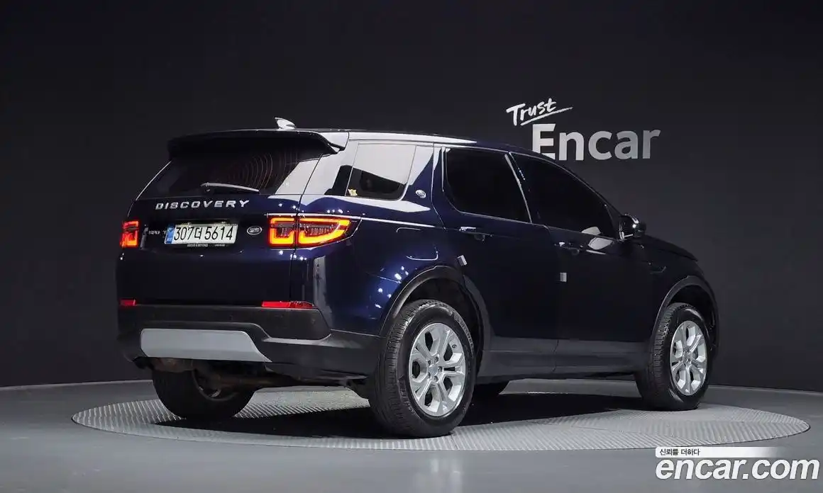 Land Rover Discovery Sport 2020 2.0 гидро в Москве № 2131877, фото 2