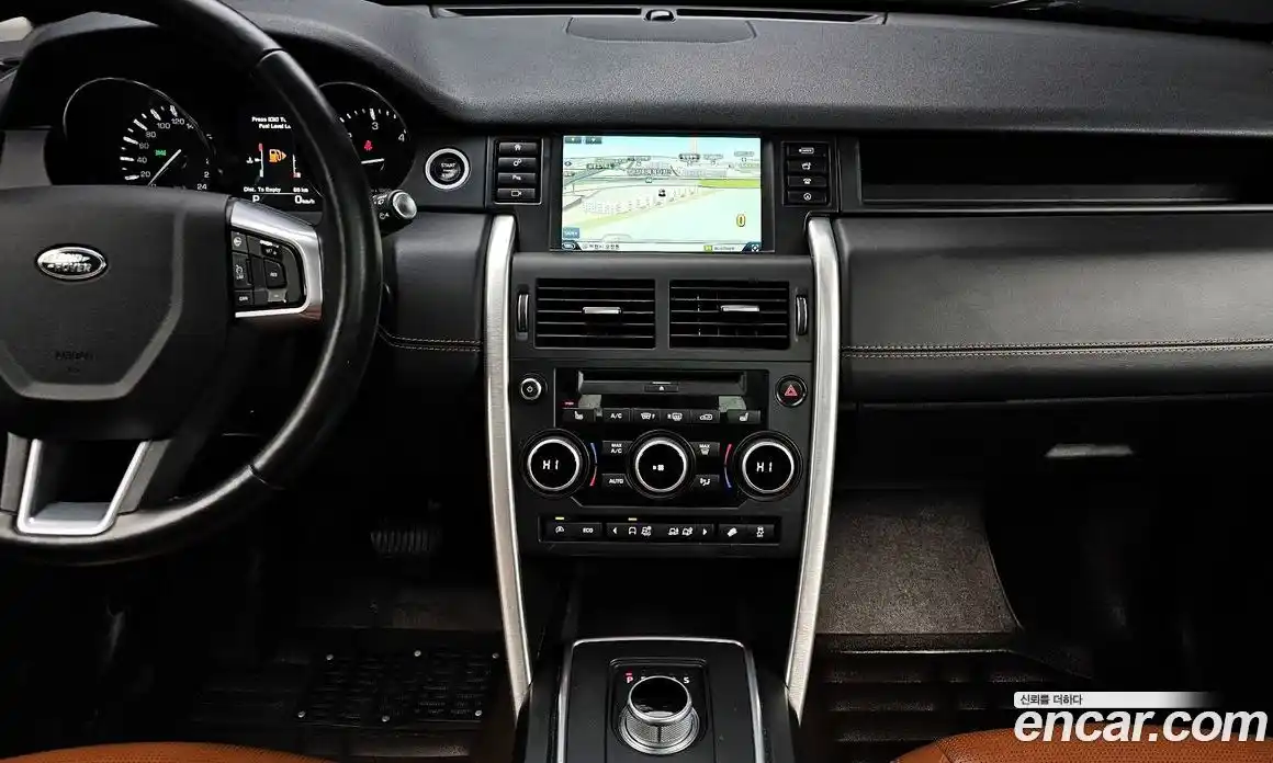 Land Rover Discovery Sport 2016 2.0 гидро в Москве № 2131940, фото 13