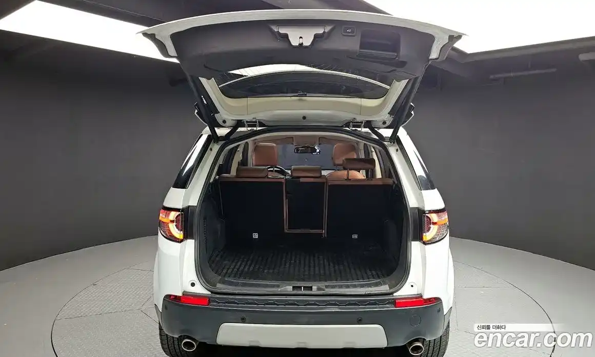 Land Rover Discovery Sport 2016 2.0 гидро в Москве № 2131940, фото 20