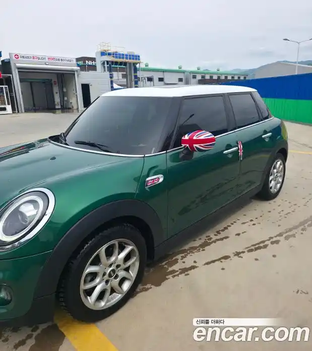 Mini Cooper 2020 1.5 гидро в Москве № 2132169, фото 3