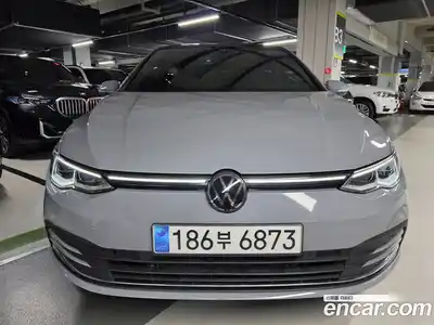 Volkswagen Golf 2023 2.0 гидро в Москве № 2132405, миниатюра 6
