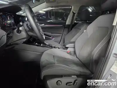 Volkswagen Golf 2023 2.0 гидро в Москве № 2132405, миниатюра 8