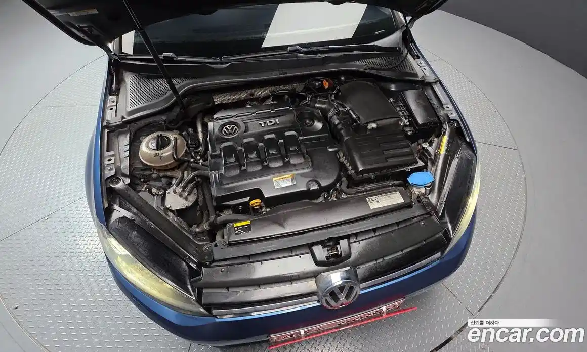 Volkswagen Golf 2013 2.0 гидро в Москве № 2132534, фото 6