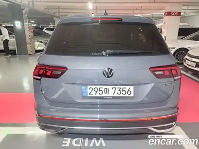 Volkswagen Tiguan 2021 2.0 гидро в Москве № 2132587, миниатюра 4