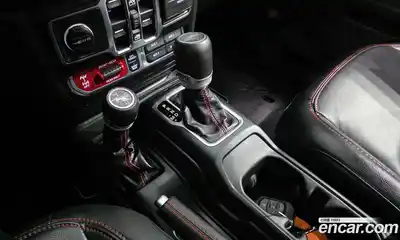 Jeep Gladiator 2023 3.6 гидро в Москве № 2132620, миниатюра 12