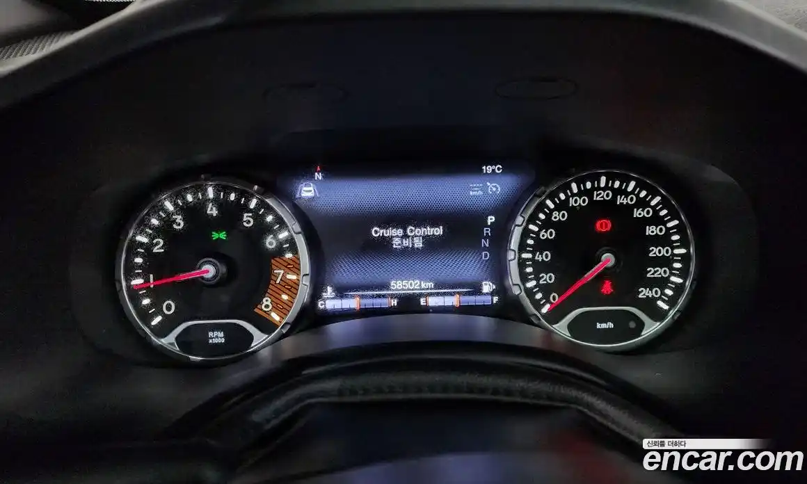 Jeep Renegade 2021 2.4 гидро в Москве № 2132669, фото 11