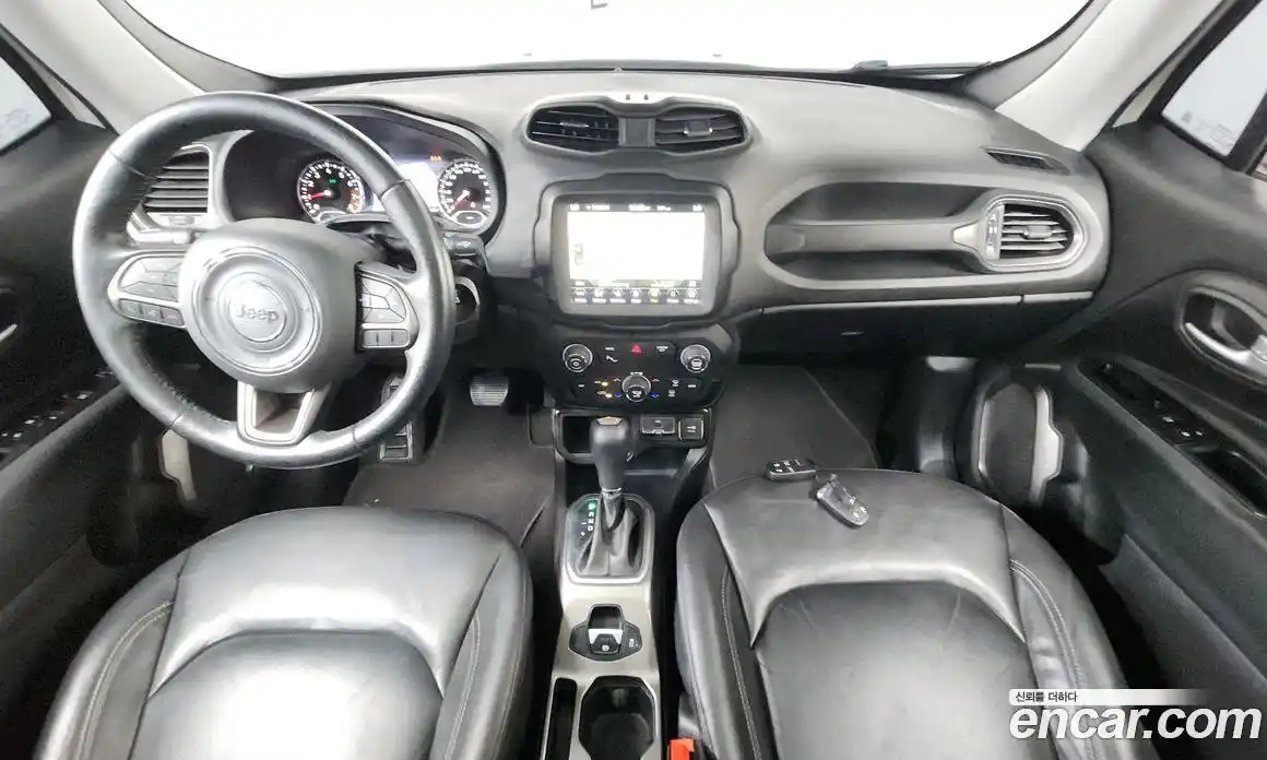 Jeep Renegade 2019 2.4 гидро в Москве № 2132690, фото 10
