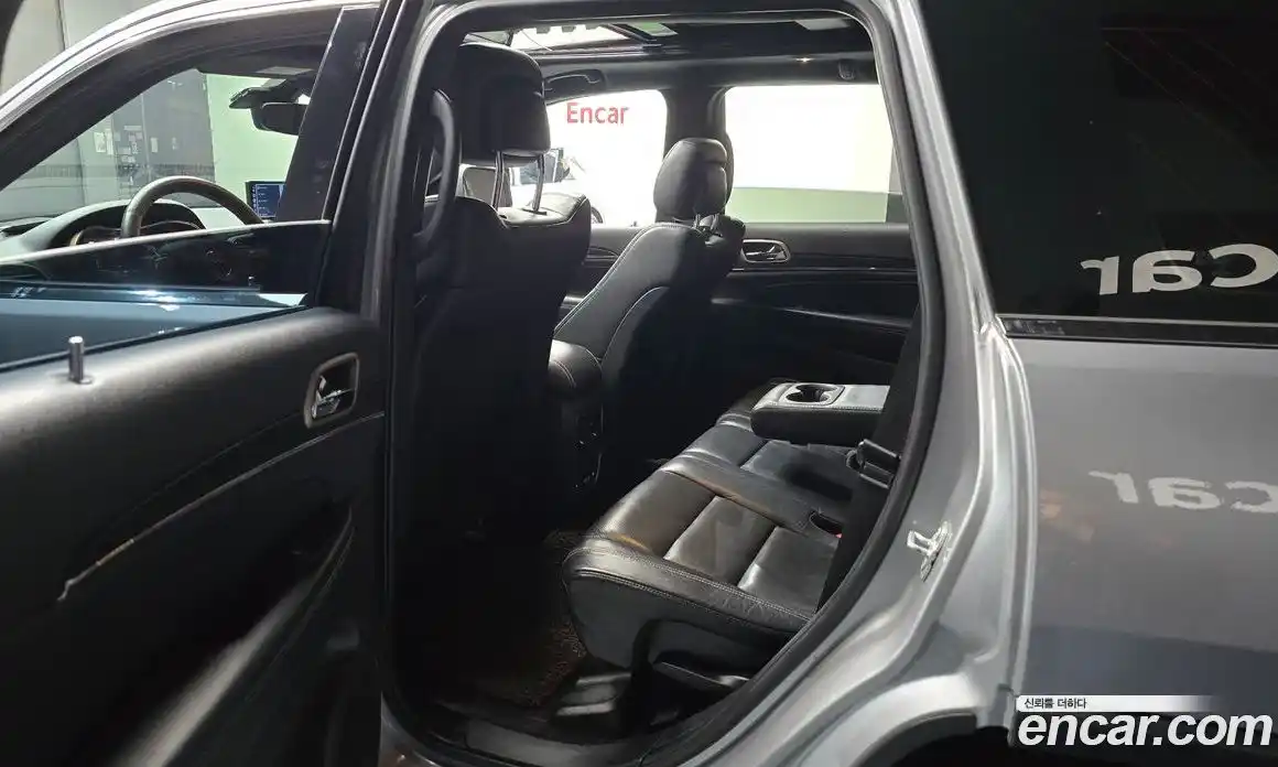 Jeep Cherokee 2017 3.6 гидро в Москве № 2132740, фото 11