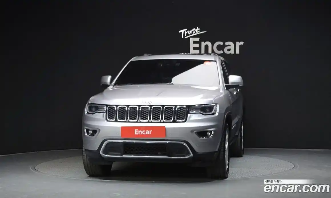 Jeep Cherokee 2017 3.6 гидро в Москве № 2132740, фото 3