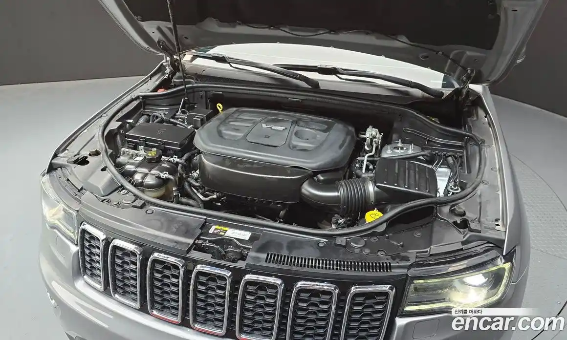 Jeep Cherokee 2017 3.6 гидро в Москве № 2132740, фото 6