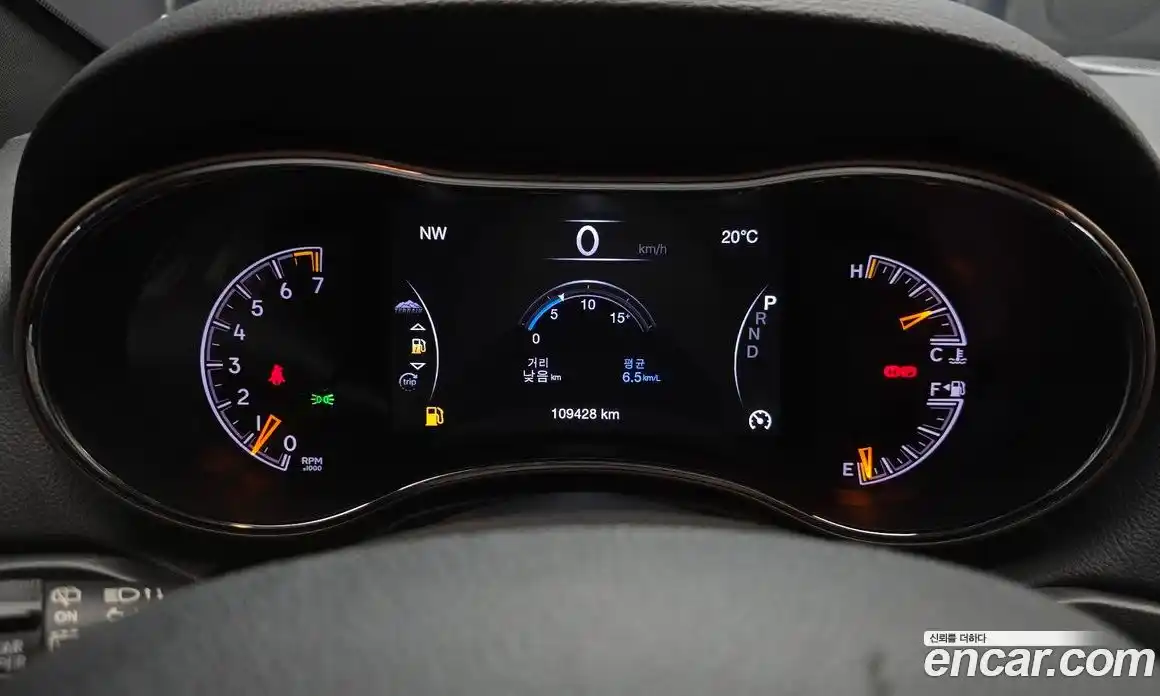 Jeep Cherokee 2017 3.6 гидро в Москве № 2132740, фото 8