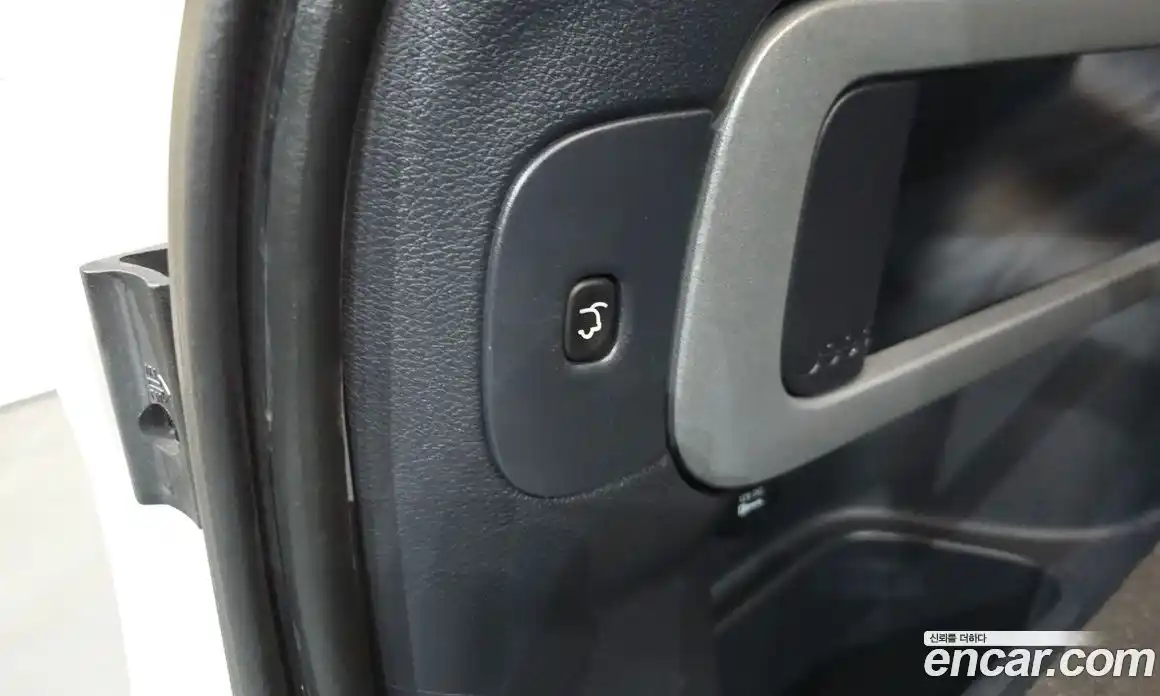 Jeep Cherokee 2015 2.0 гидро в Москве № 2132798, фото 20