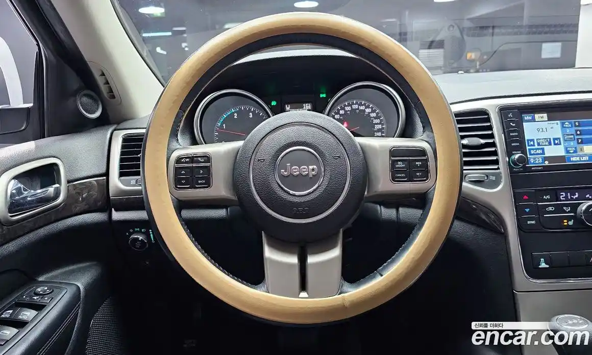 Jeep Cherokee 2012 3.0 гидро в Москве № 2132823, фото 13