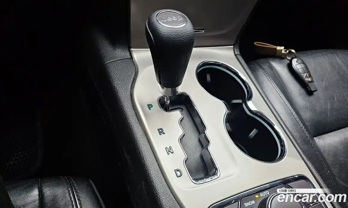Jeep Cherokee 2012 3.0 гидро в Москве № 2132823, фото 9