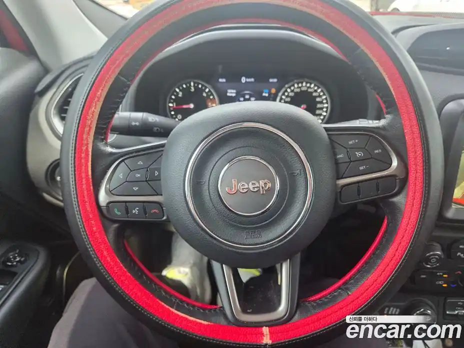 Jeep Renegade 2018 2.0 гидро в Москве, фото 9