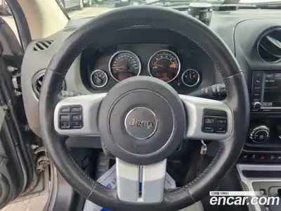 Jeep Compass 2013 2.4 гидро в Москве № 2132885, миниатюра 8