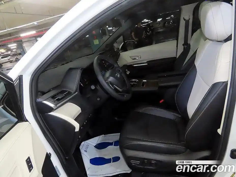 Toyota Sienna 2025 2.5 гидро в Москве № 2132909, фото 6