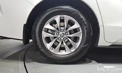 Toyota Sienna 2023 2.5 гидро в Москве № 2132931, миниатюра 5
