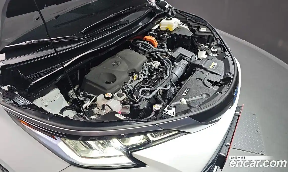 Toyota Sienna 2023 2.5 гидро в Москве № 2132931, фото 6