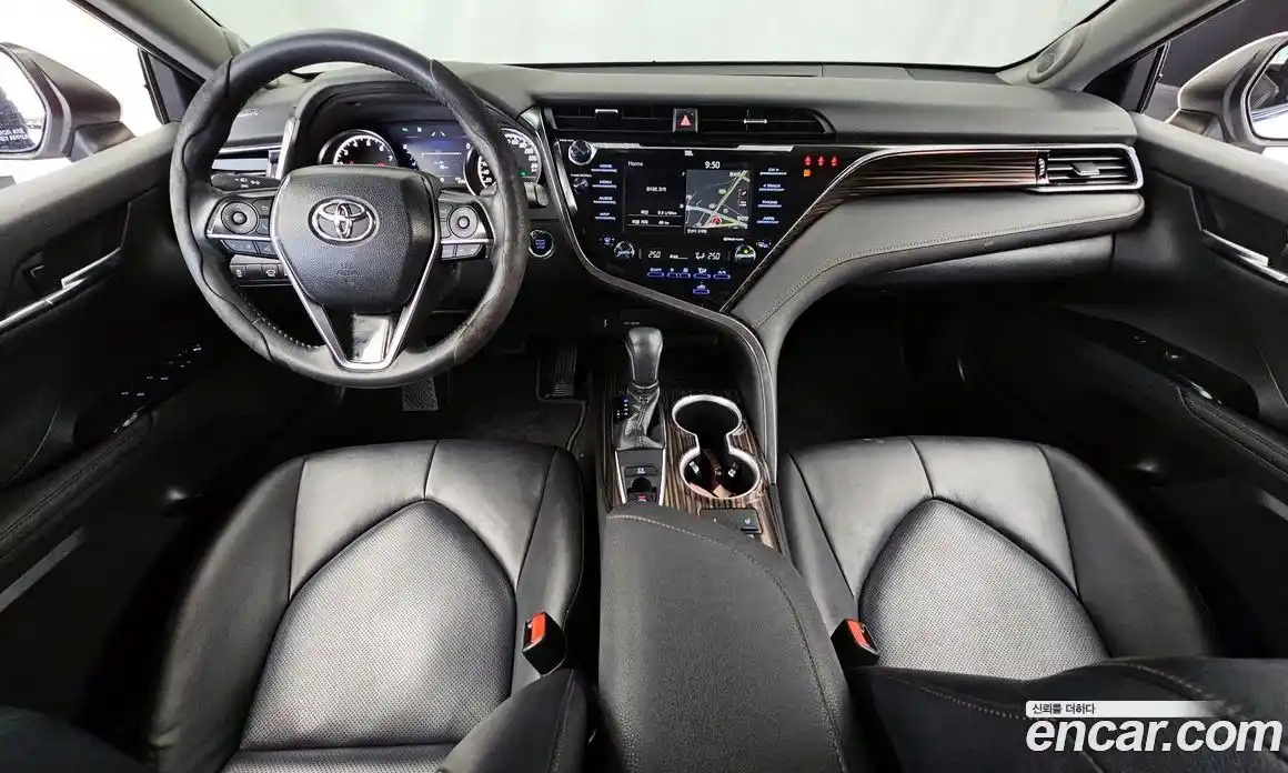 Toyota Camry 2020 2.5 гидро, фото 7