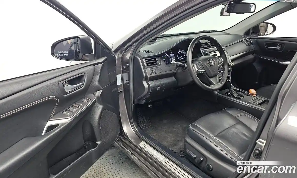 Toyota Camry 2017 2.5 гидро в Москве № 2132958, фото 12