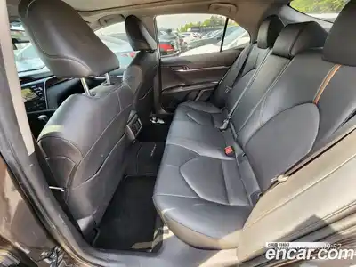 Toyota Camry 2018 2.5 гидро в Москве № 2133188, миниатюра 10