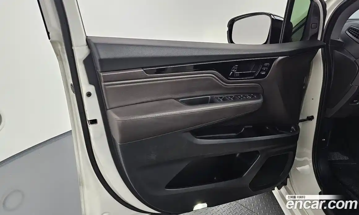 Honda Odyssey 2018 3.5 гидро в Москве № 2133275, фото 14