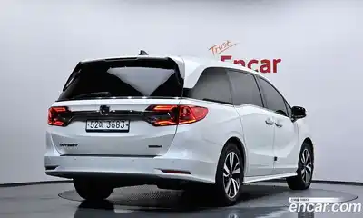 Honda Odyssey 2018 3.5 гидро в Москве № 2133275, миниатюра 2
