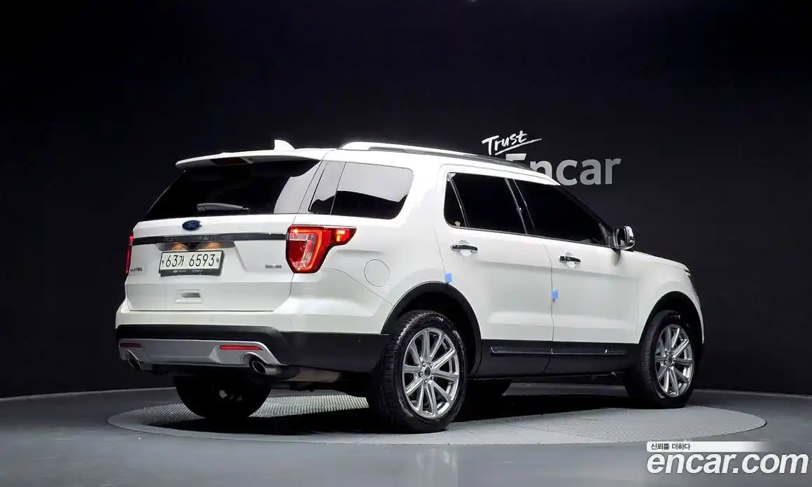 Ford Explorer 2017 2.3 гидро в Москве № 2133431, фото 2