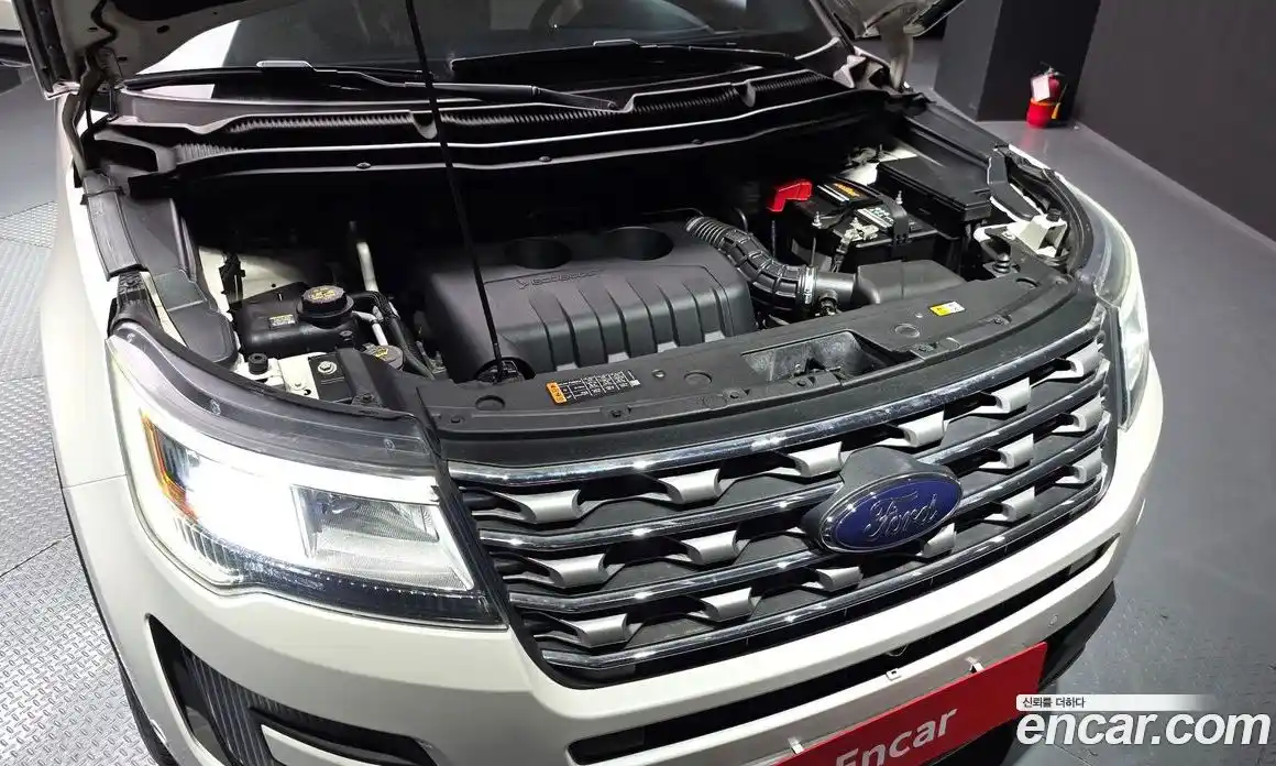 Ford Explorer 2016 2.3 гидро в Москве № 2133596, фото 6