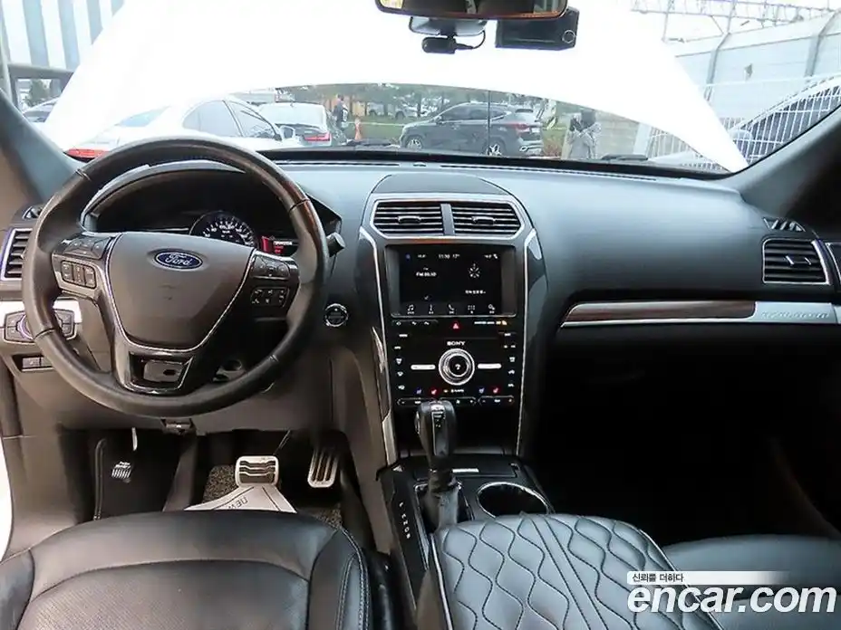 Ford Explorer 2019 3.5 гидро в Москве № 2133642, фото 7