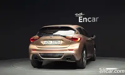 Infiniti Q30 2017 2.0 гидро в Москве № 2134025, миниатюра 4