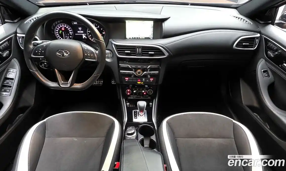 Infiniti Q30 2017 2.0 гидро в Москве № 2134025, фото 6